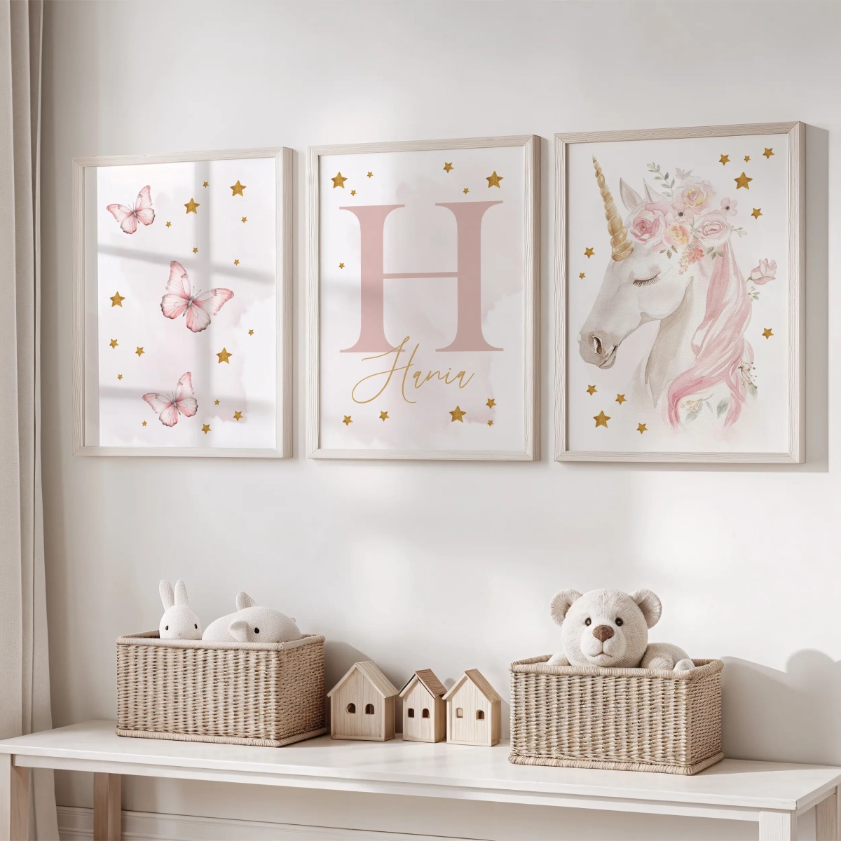 Plakaty jednorożec motyle w pokoju dziewczynki – Mała Pracownia