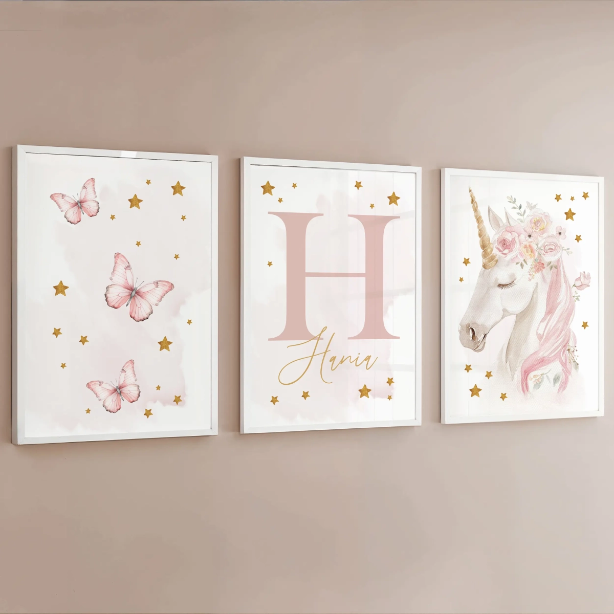 Zestaw plakatów jednorożec motyle na ścianie – Mała Pracownia