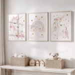 Plakaty Jednorożec tęcza – Zestaw 3 w pokoju dziewczynki – Mała Pracownia