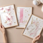 Plakaty Jednorożec motyle – Zestaw 4 aranżacja – Mała Pracownia