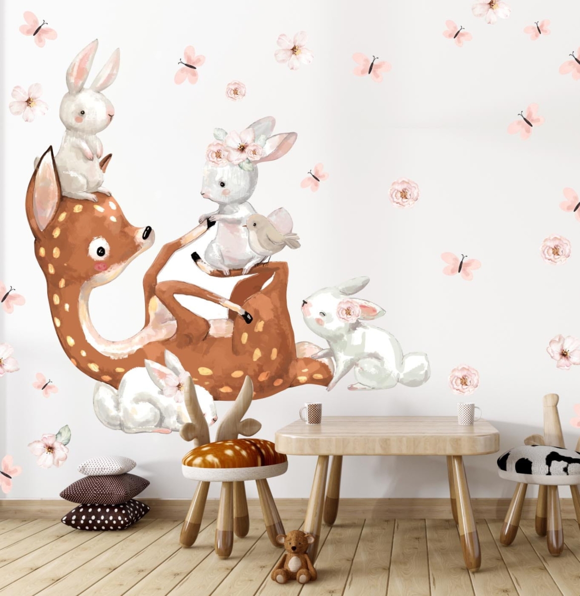 Naklejka na ścianę Sarenka z króliczkami – dekoracja do pokoju dziecka Mała Pracownia