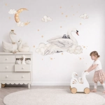 Naklejki z łabędziami w pokoju dziewczynki – aranżacja Mała Pracownia