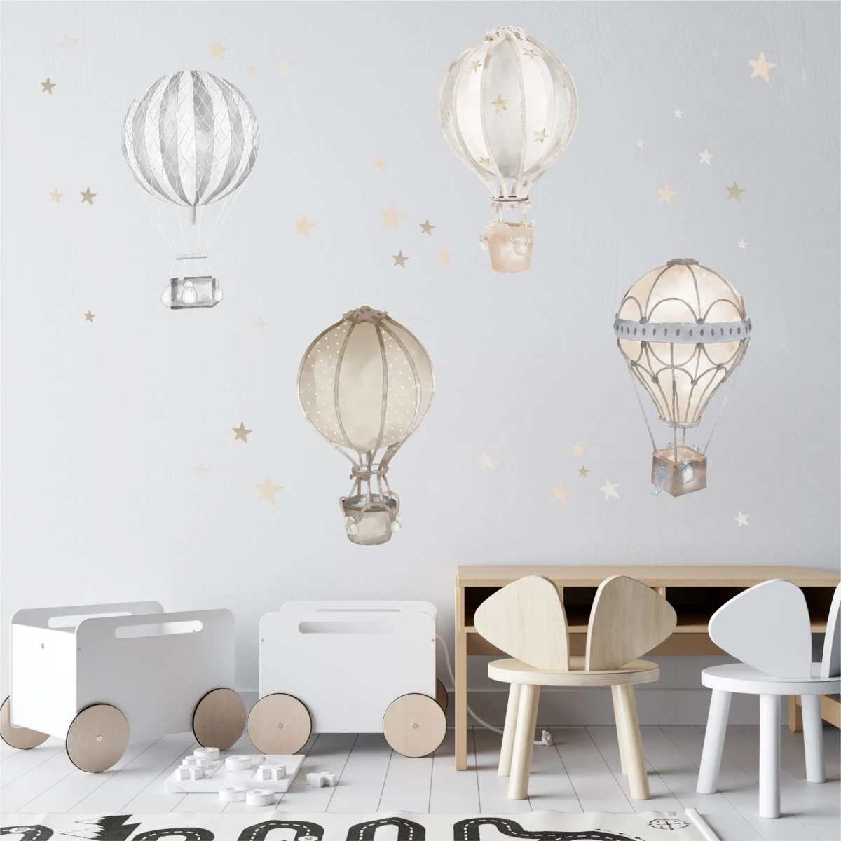 Naklejki na ścianę z beżowo-szarymi balonami i gwiazdkami – Mała Pracownia