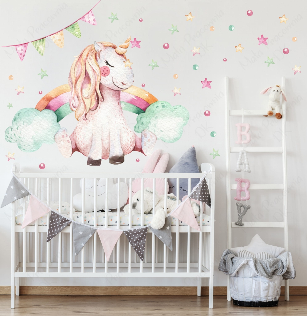 jednorożec tęczowy, gwiazdki , kropki - naklejka na ścianę dla dzieci.jpg