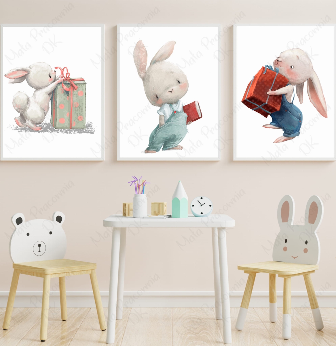 Zestaw 3 plakaty króliczki z prezentami   .jpg