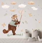 Little forest animals DK156 - Naklejka na ścianę Jenot z siatką, motylki, chmurki.jpg
