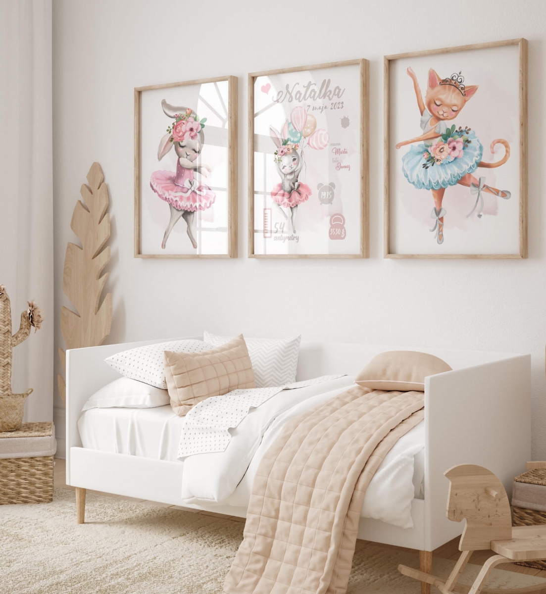 Zestaw 3 plakaty kotek, sarenka, flaming  Kolekcja balet Nr.6.jpgPlakat z kotkiem i balonikami do pokoju dziewczynki – akwarela