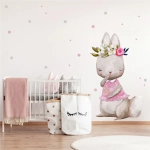 naklejka-na-sciane-kroliczek-konfetti-dla-dziewczynki.webp