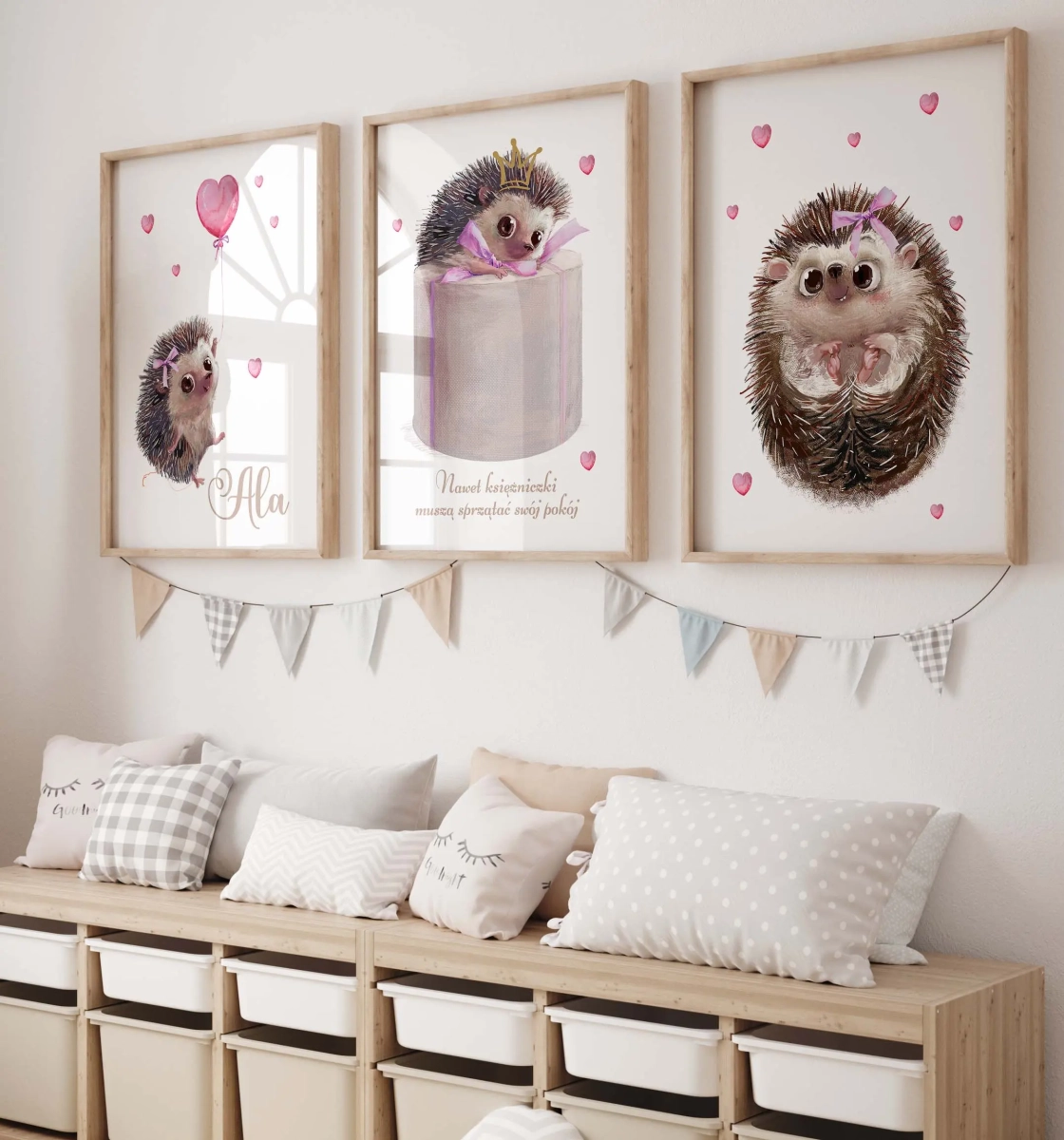plakaty z jeżami i koroną do pokoju dziewczynki