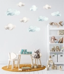 akwarelowe chmurki błękitno-szare na ścianie – wizualizacja pokoju dziecka