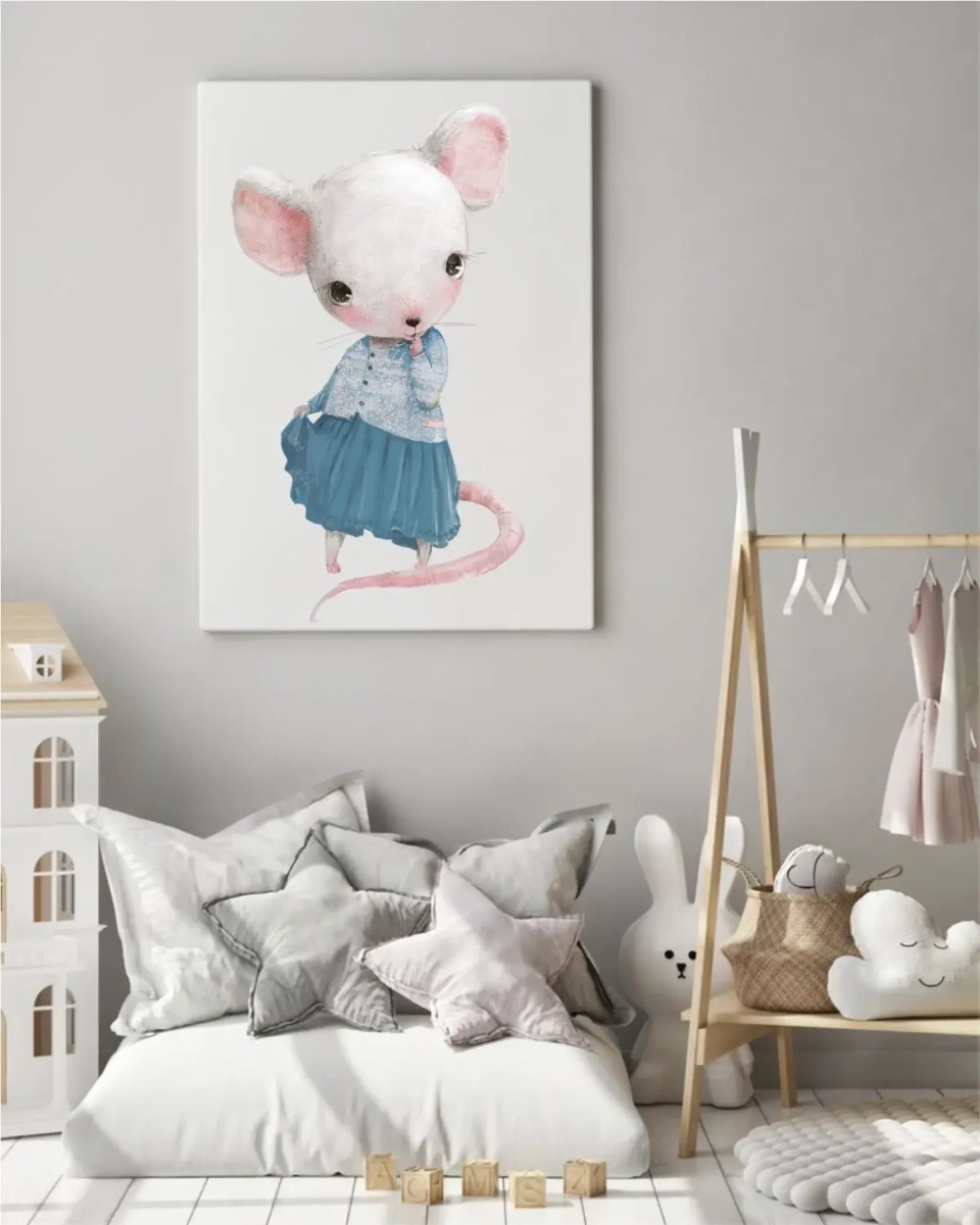 Plakat Myszka w błękitnym sweterku – dekoracja do pokoju dziewczynki | Mała Pracownia
